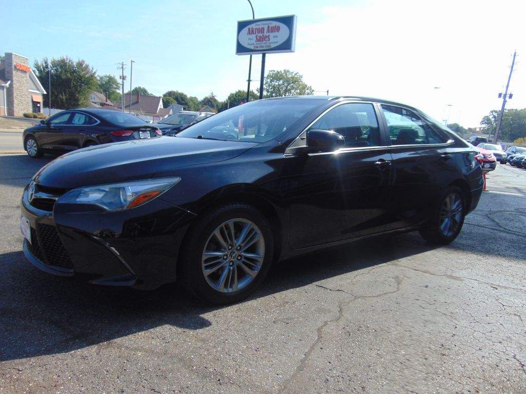 2016 Toyota Camry Image 7