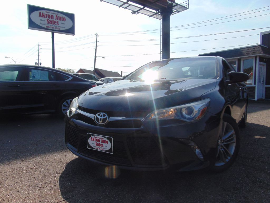 2016 Toyota Camry Image 34