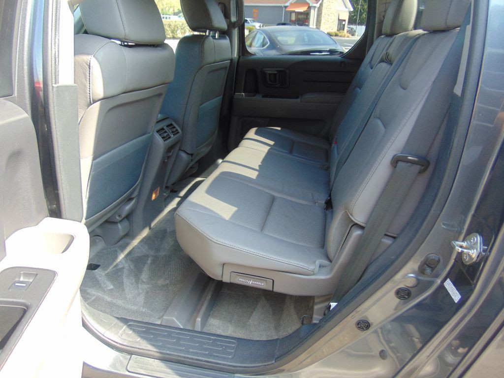 2011 Honda Ridgeline Image 3