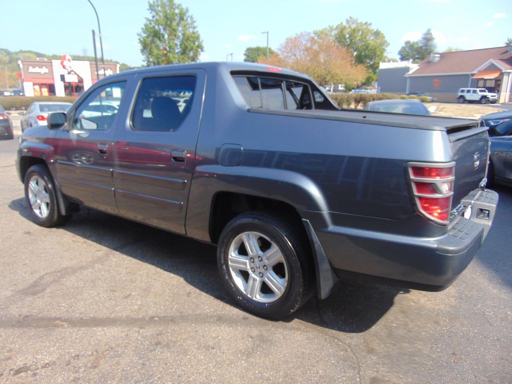 2011 Honda Ridgeline Image 8