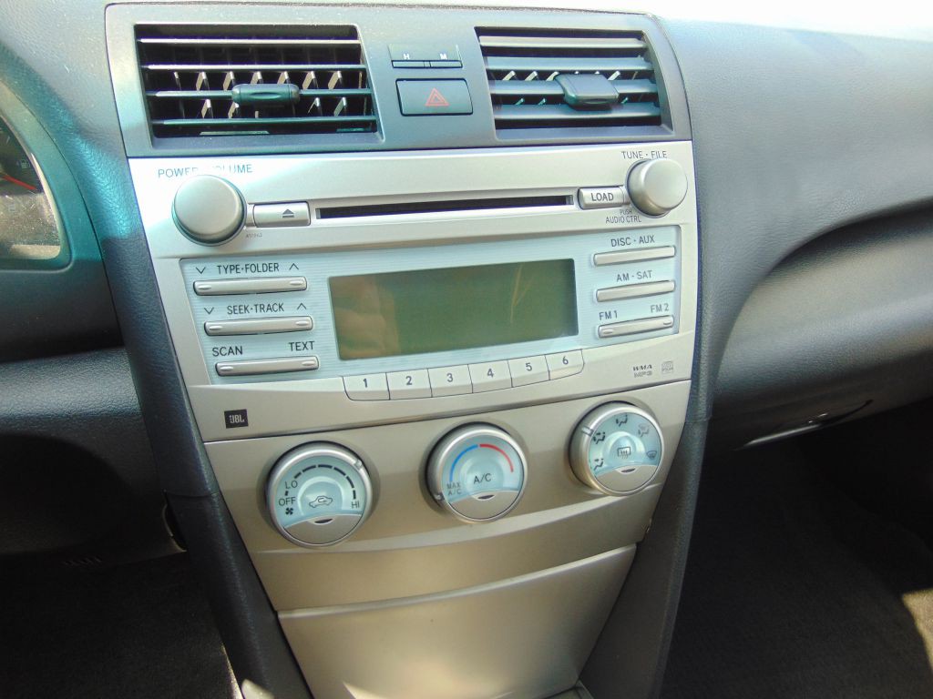 2009 Toyota Camry Image 19