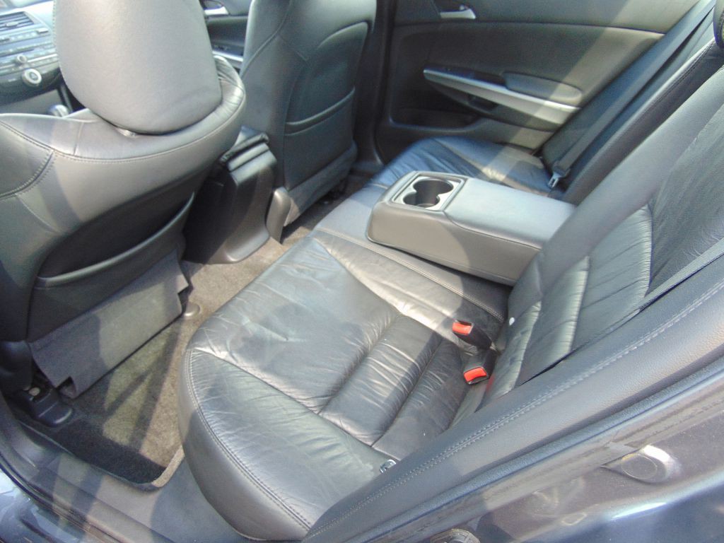 2009 Honda Accord Image 3