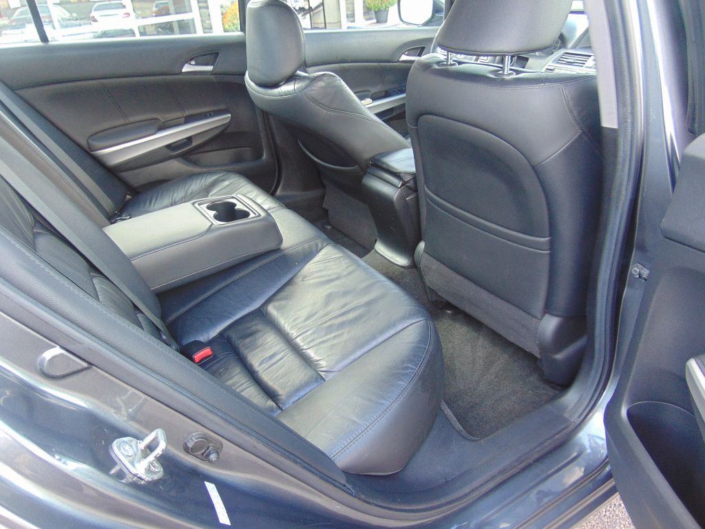 2009 Honda Accord Image 4