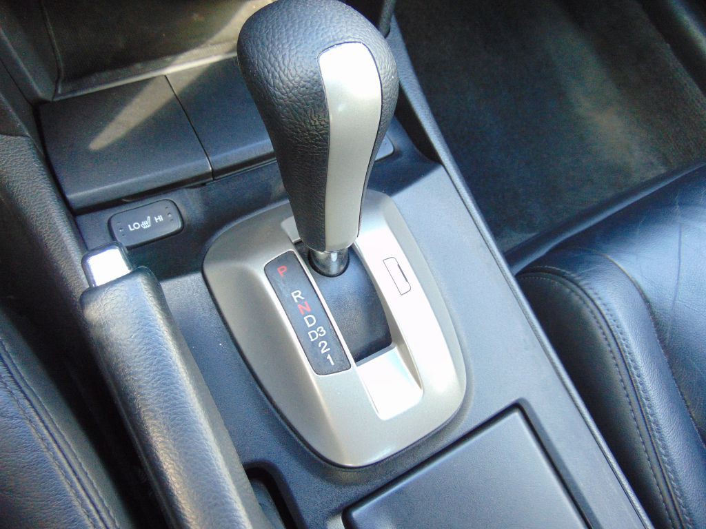2009 Honda Accord Image 18
