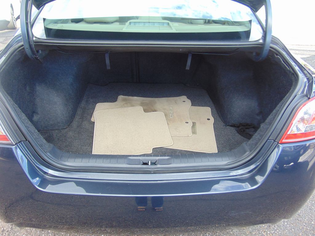 2014 Nissan Altima Image 38