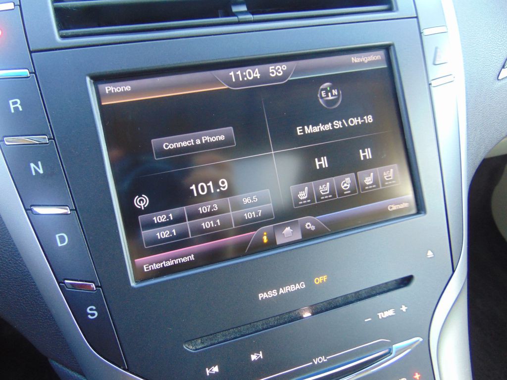 2015 Lincoln MKZ Image 22