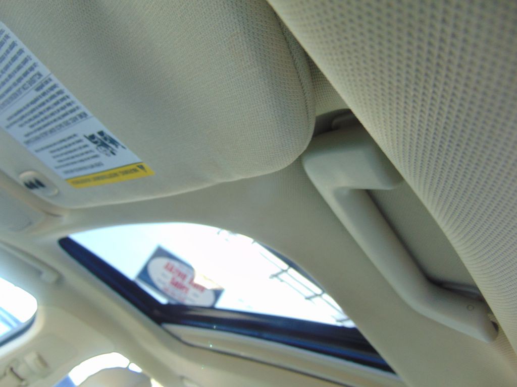 2015 Lincoln MKZ Image 34