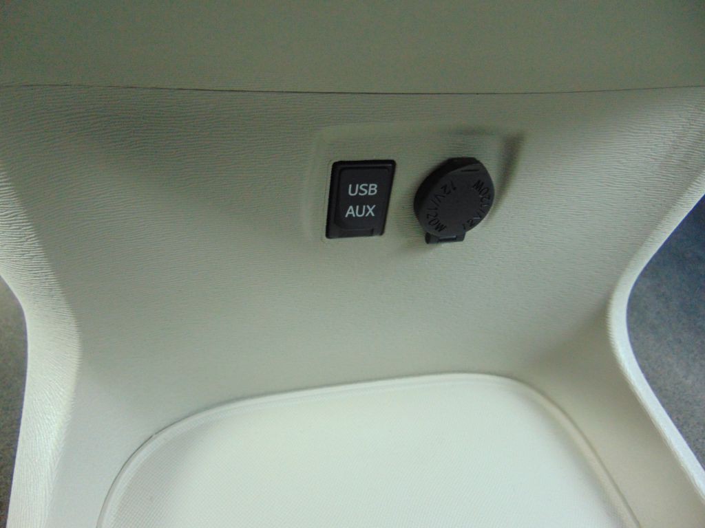 2011 Toyota Sienna Image 20