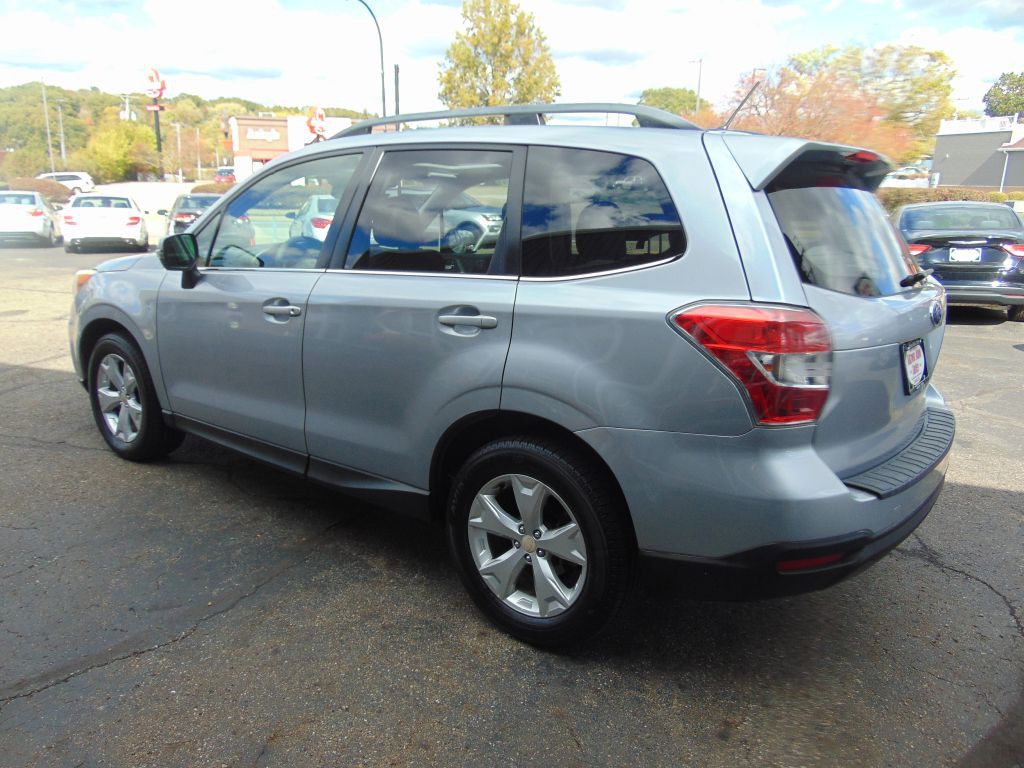 2014 Subaru Forester Image 8