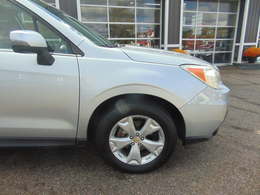 2014 Subaru Forester Image 11