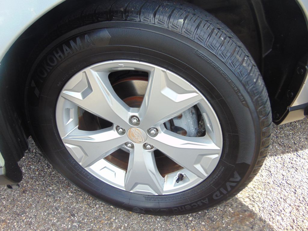 2014 Subaru Forester Image 26