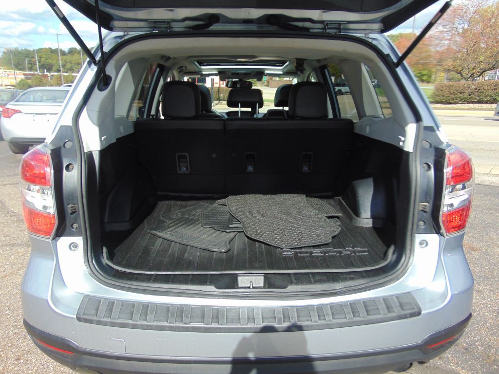 2014 Subaru Forester Image 35