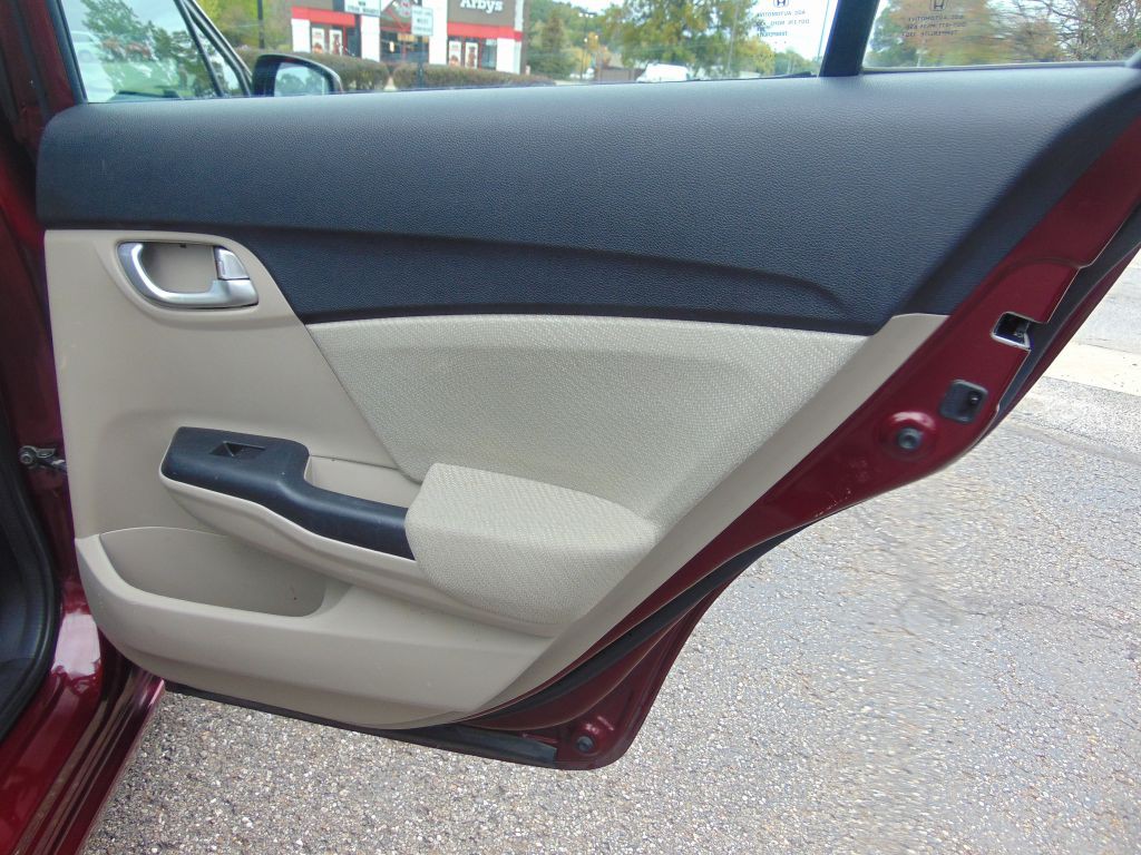 2013 Honda Civic Image 24