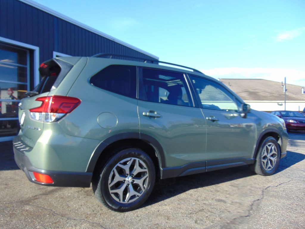 2019 Subaru Forester Image 9