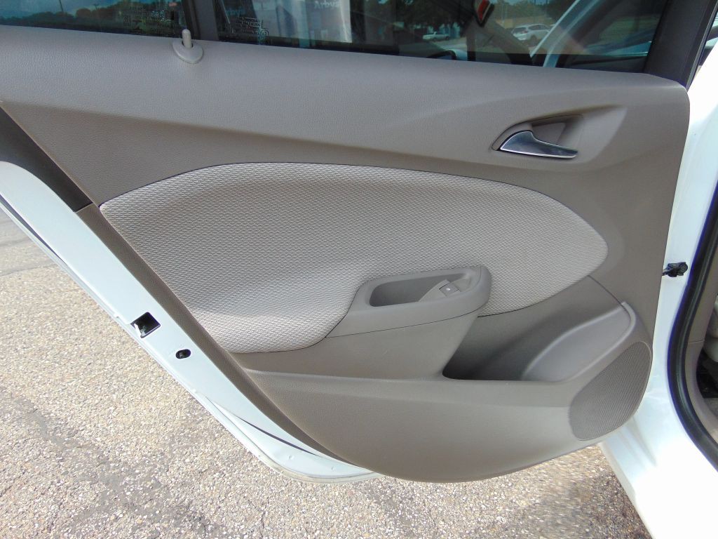 2017 Chevrolet Cruze Image 21