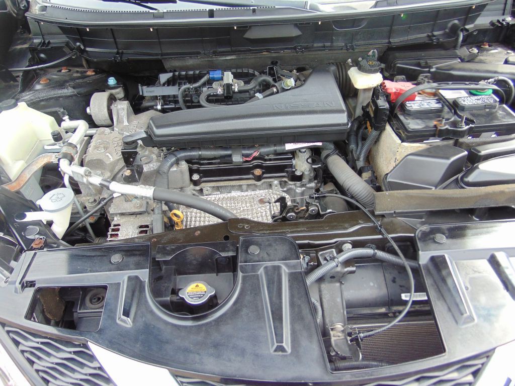 2015 Nissan Rogue Image 38