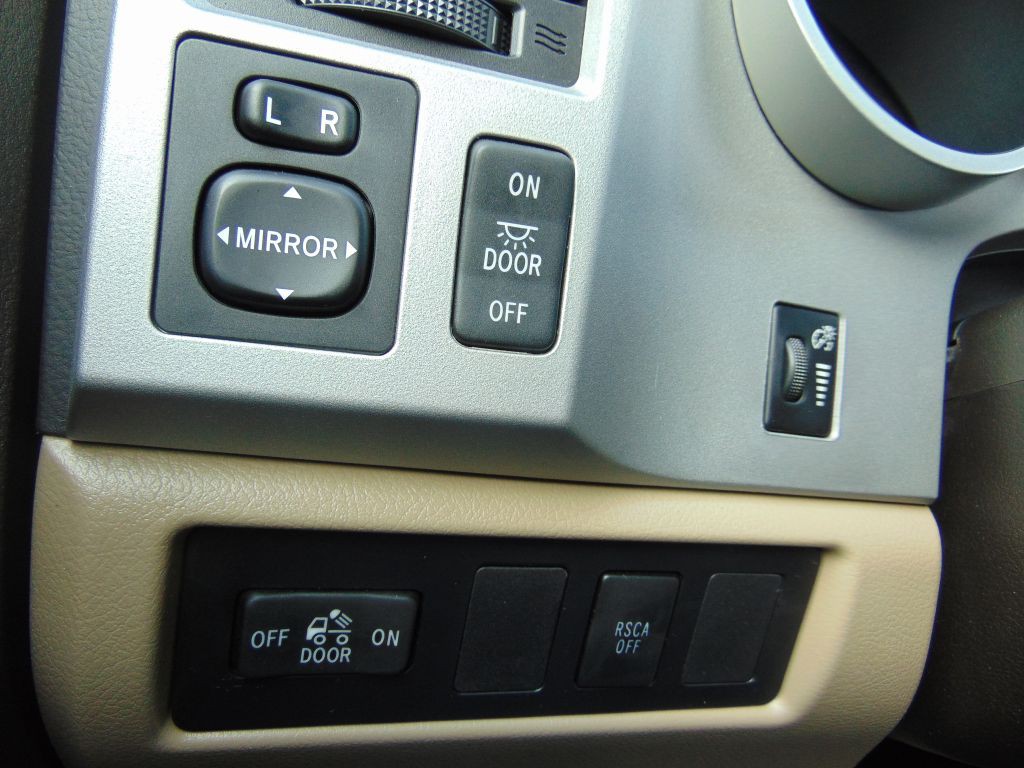 2009 Toyota Tundra Image 19