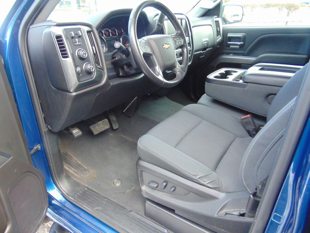 2019 Chevrolet Silverado 1500 Image 2