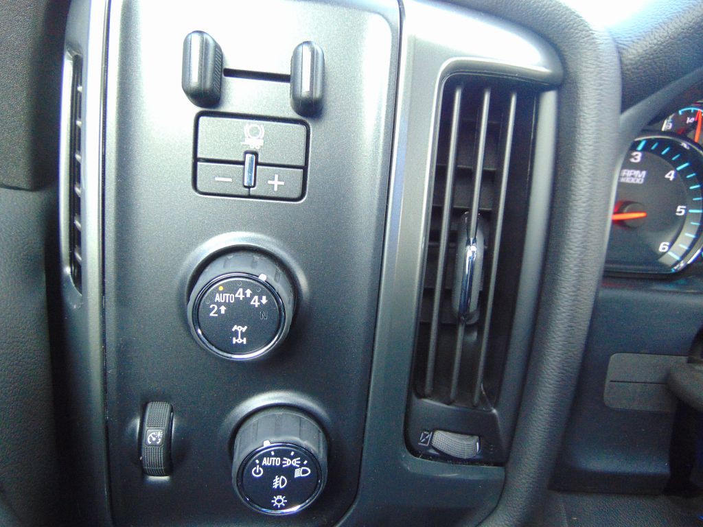 2019 Chevrolet Silverado 1500 Image 18