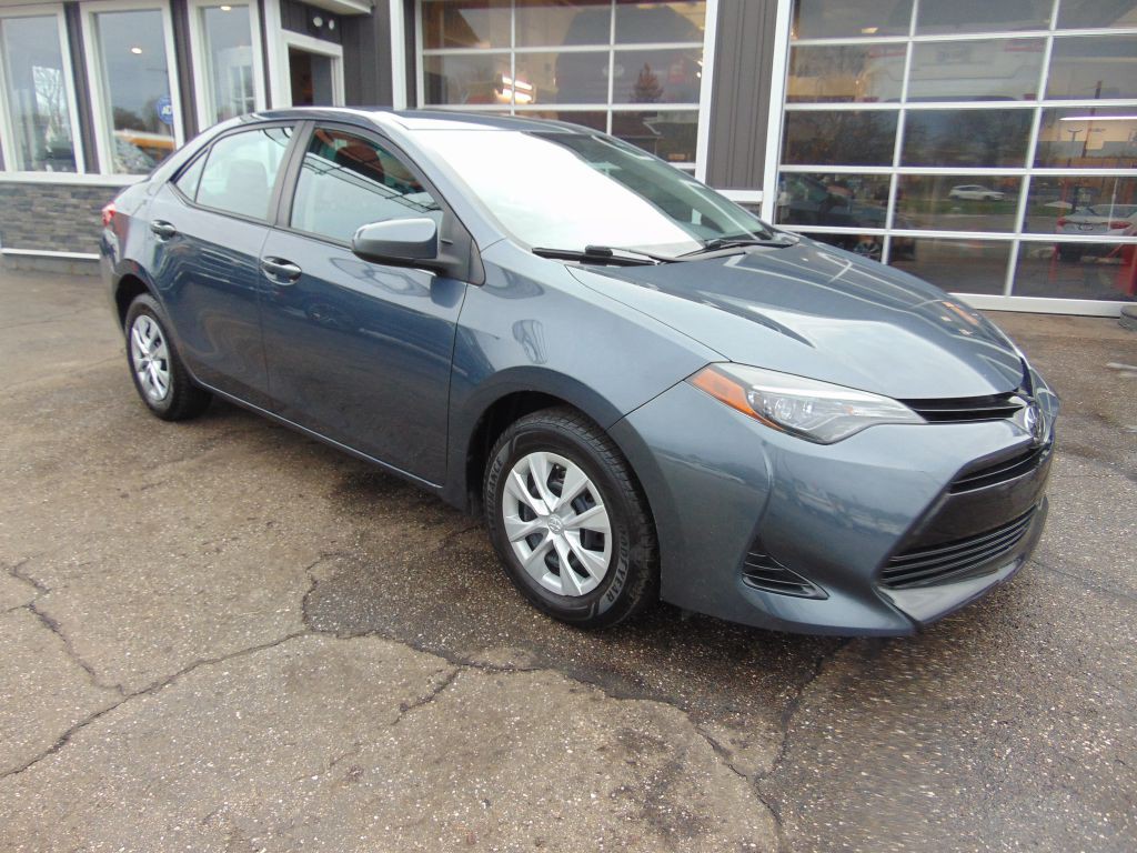 2017 Toyota Corolla Image 6