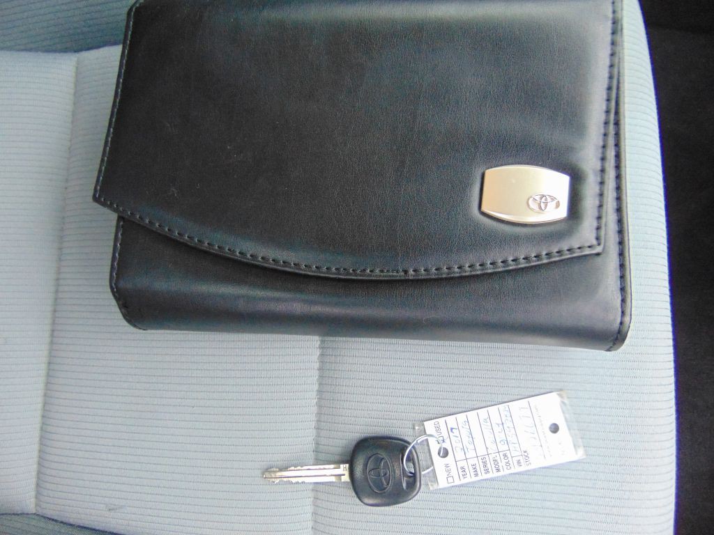 2017 Toyota Corolla Image 10