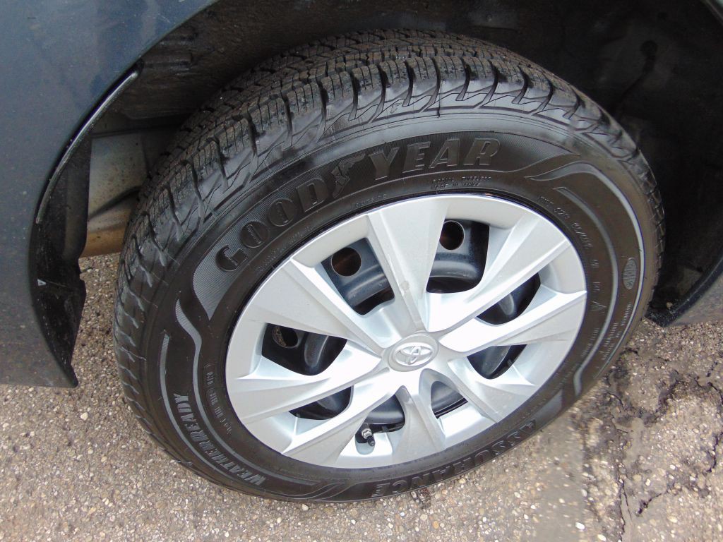 2017 Toyota Corolla Image 27