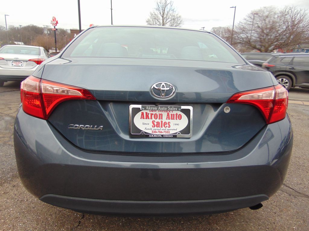 2017 Toyota Corolla Image 34