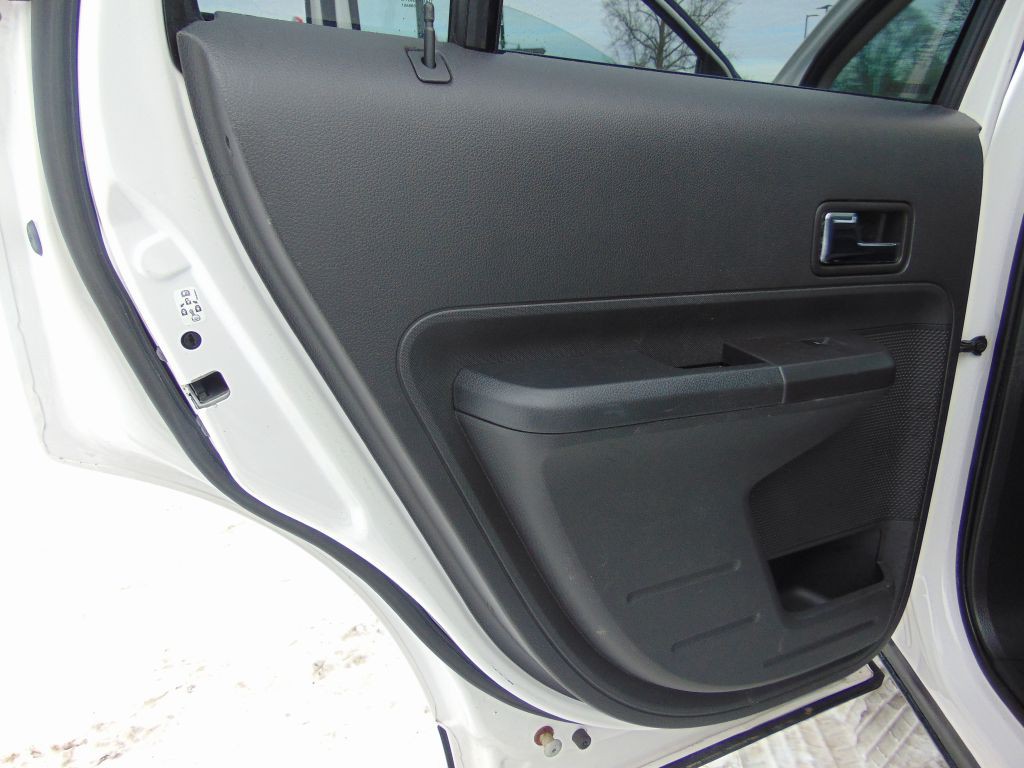2010 Ford Edge Image 21
