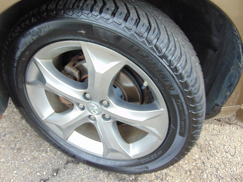 2010 Toyota Venza Image 24