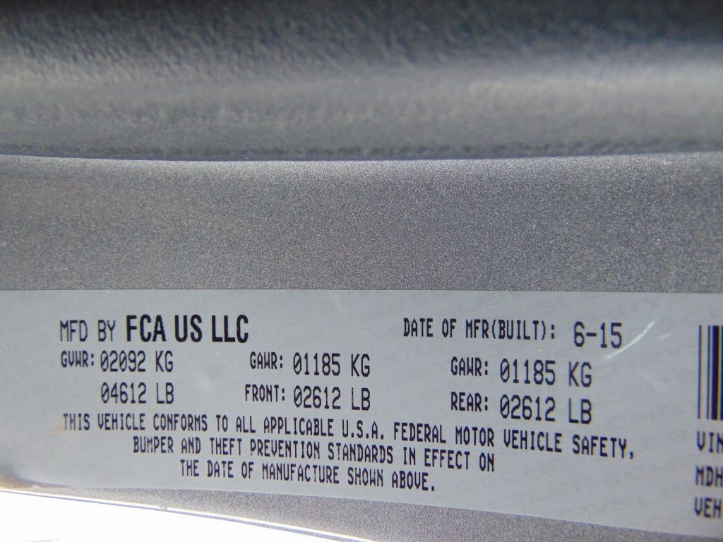 2015 Chrysler 200 Image 21