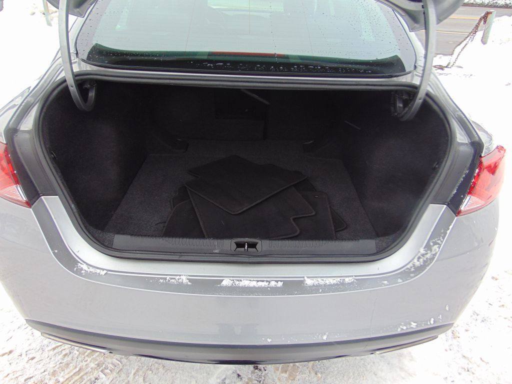 2015 Chrysler 200 Image 25