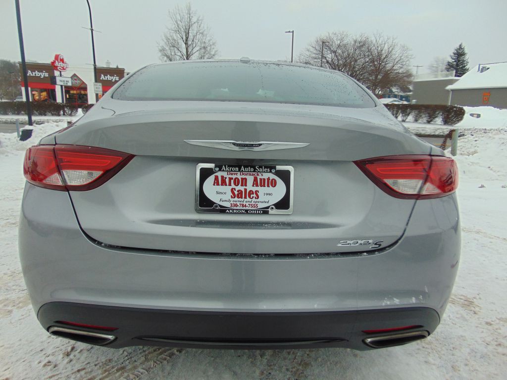2015 Chrysler 200 Image 26
