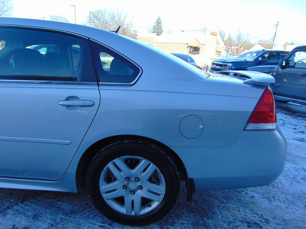2012 Chevrolet Impala Image 13
