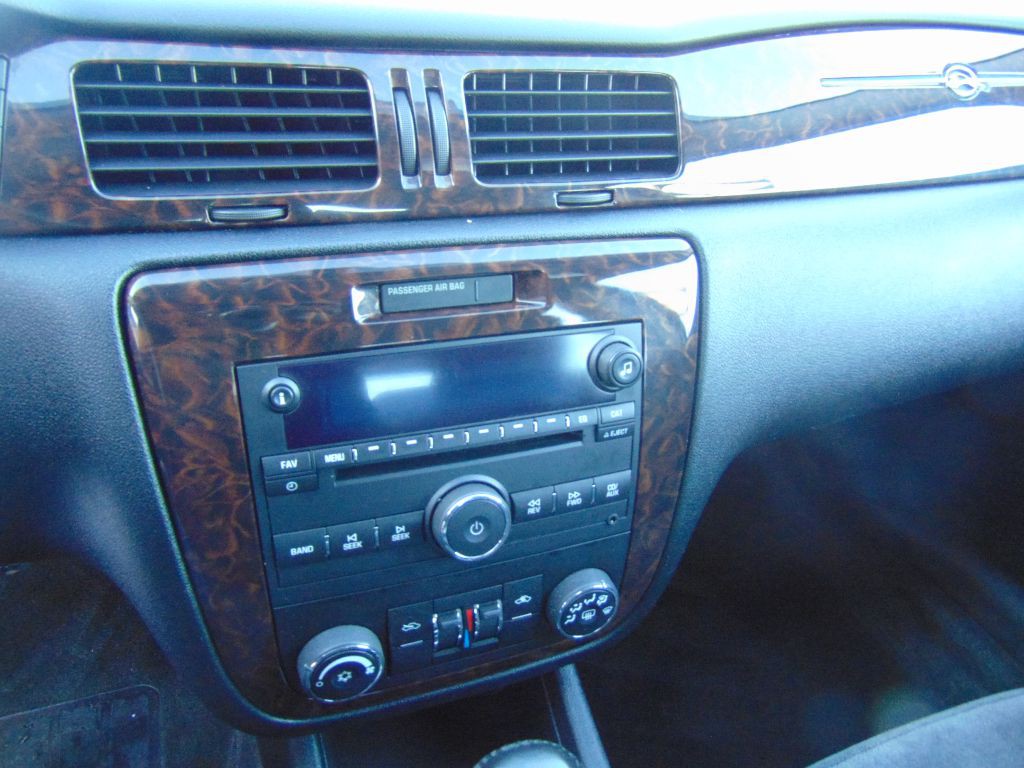 2012 Chevrolet Impala Image 19