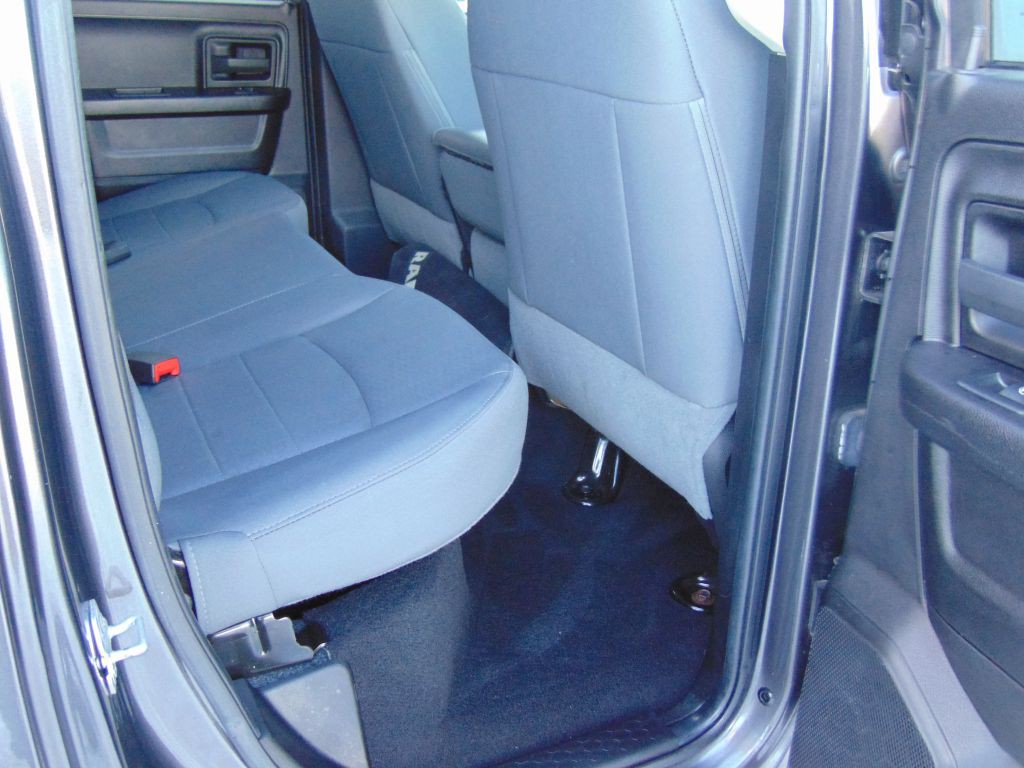 2015 RAM 1500 Image 4