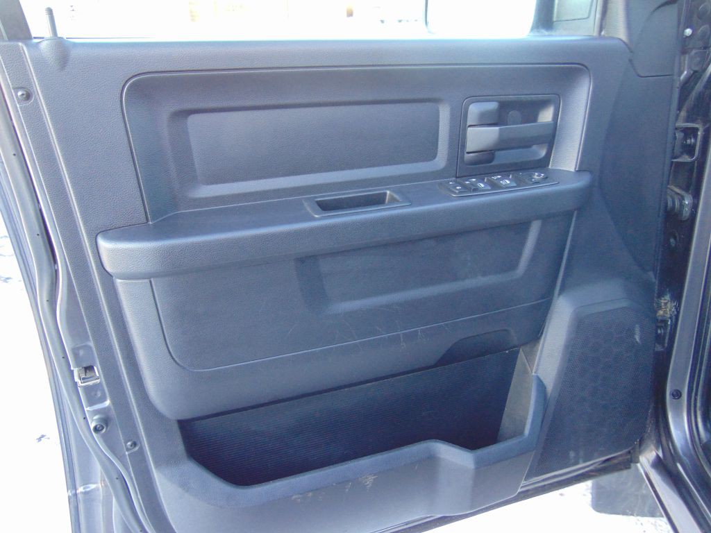 2015 RAM 1500 Image 19