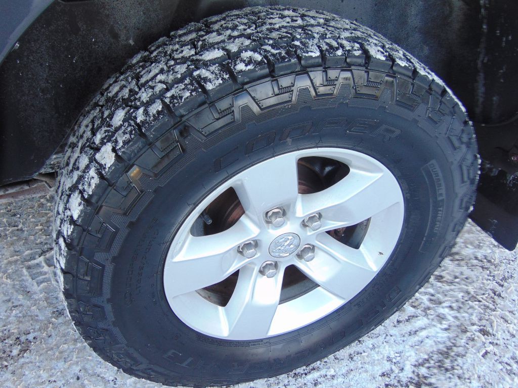 2015 RAM 1500 Image 26