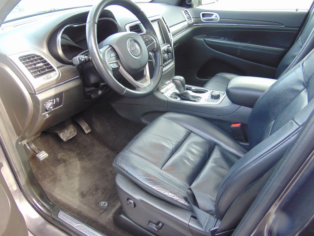 2018 Jeep Grand Cherokee Image 2