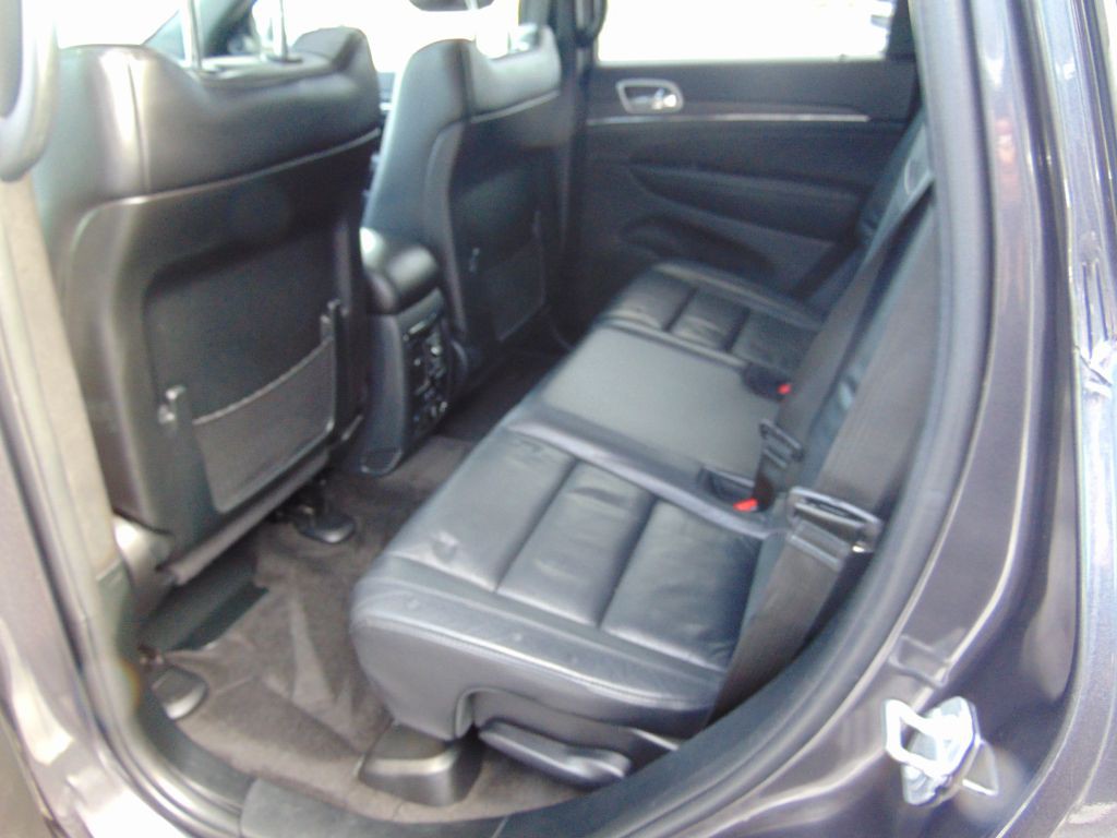 2018 Jeep Grand Cherokee Image 3