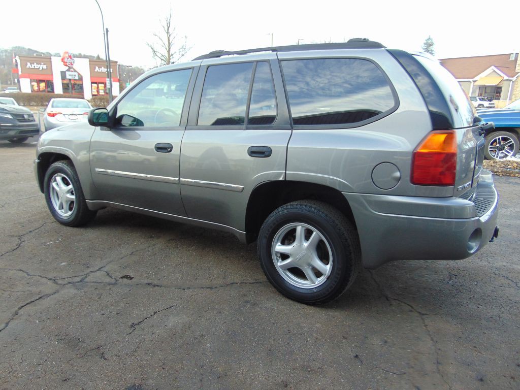 2007 GMC Envoy Image 8