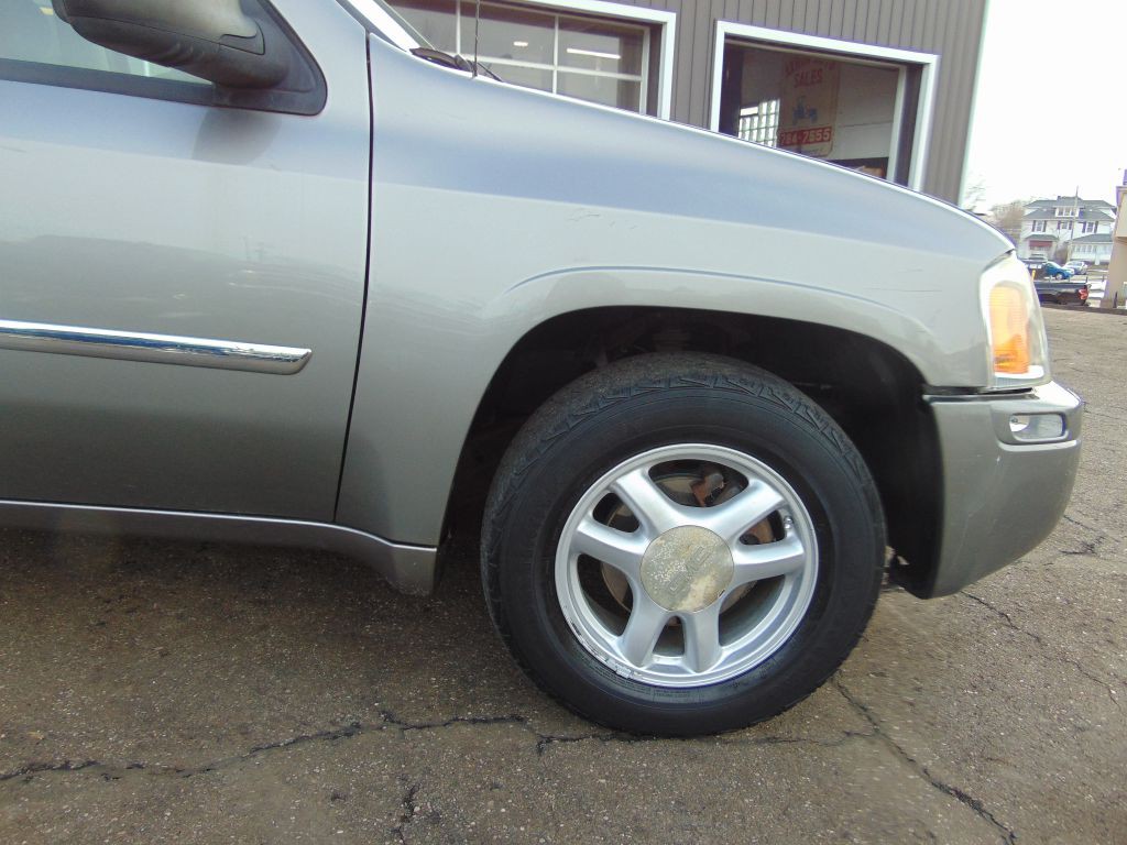 2007 GMC Envoy Image 11