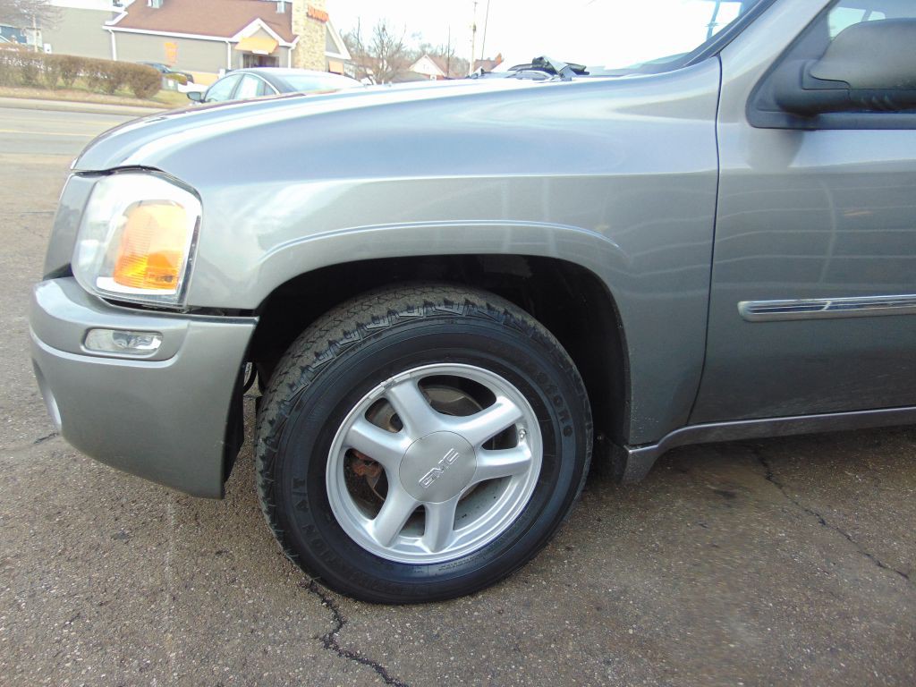 2007 GMC Envoy Image 12
