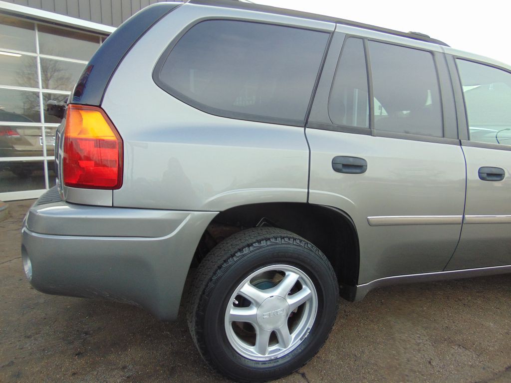 2007 GMC Envoy Image 14