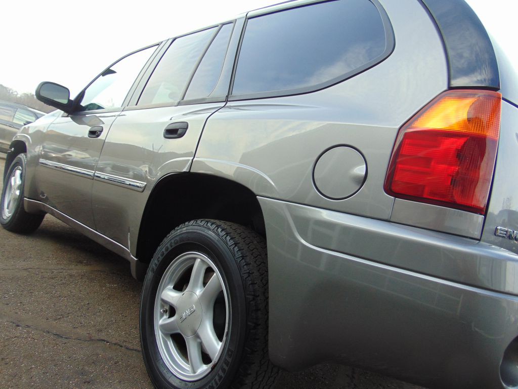 2007 GMC Envoy Image 16