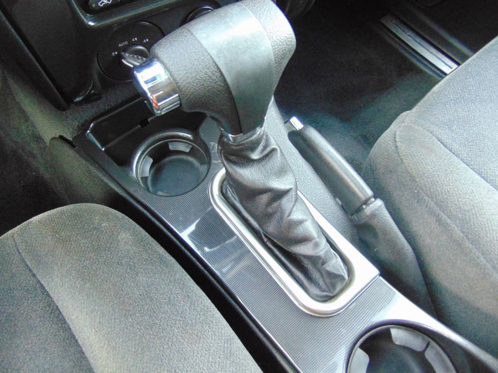 2007 GMC Envoy Image 18