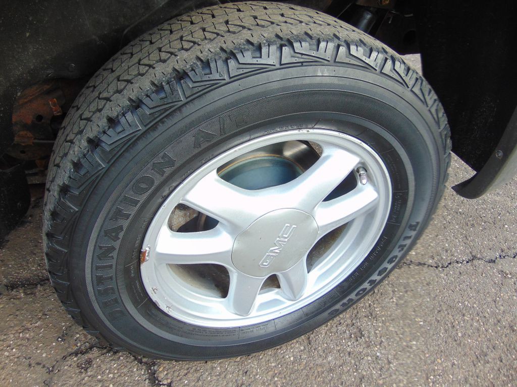 2007 GMC Envoy Image 26