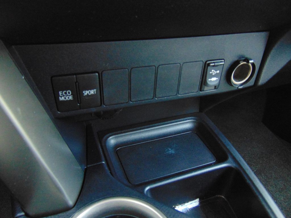 2014 Toyota Rav4 Image 21