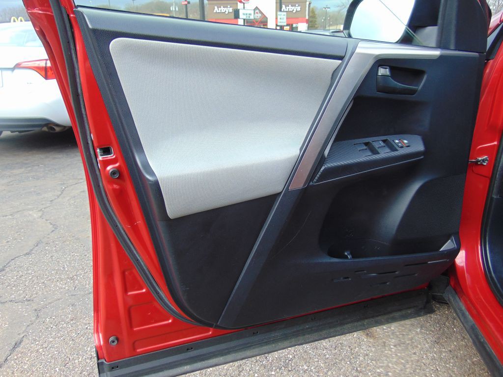 2014 Toyota Rav4 Image 23