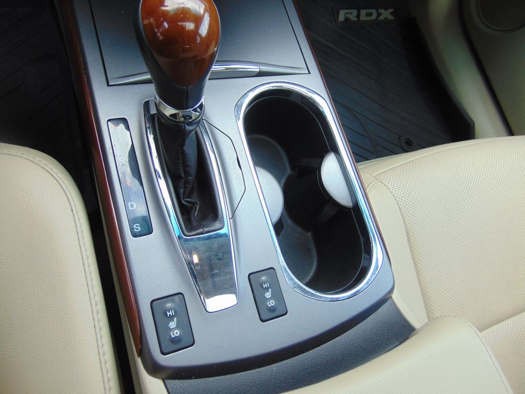 2015 Acura RDX Image 18