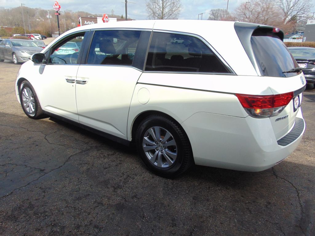 2015 Honda Odyssey Image 9
